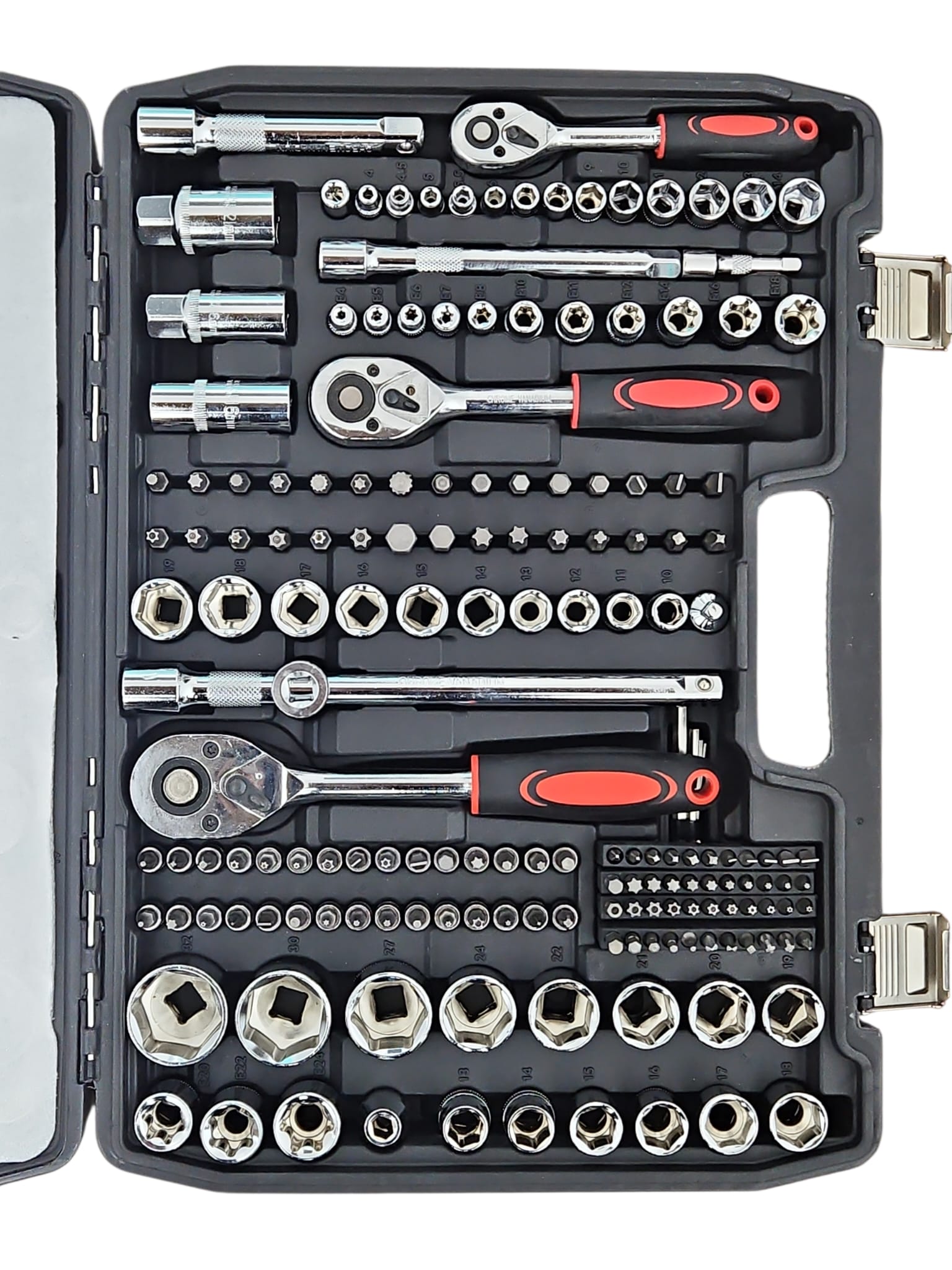 Trusa 216 piese,chei  combinate si tubulare