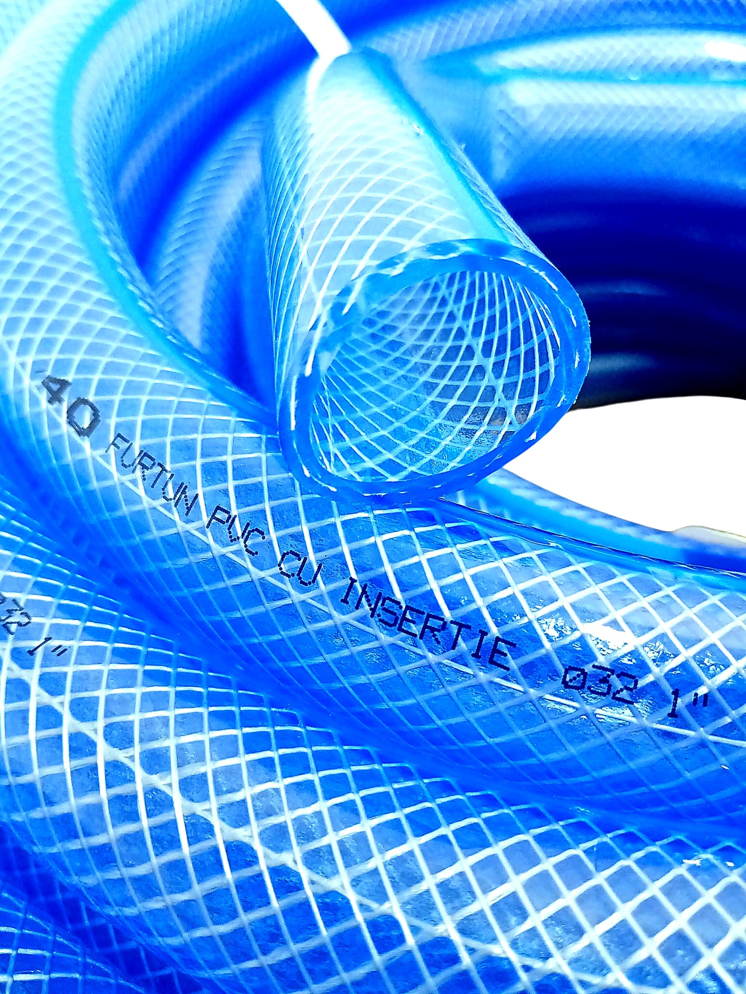 Furtun inserție PVC 50 m, 1” (32 mm), 3 pelicule – rezistent și flexibil pentru irigații și alimentare cu apă
