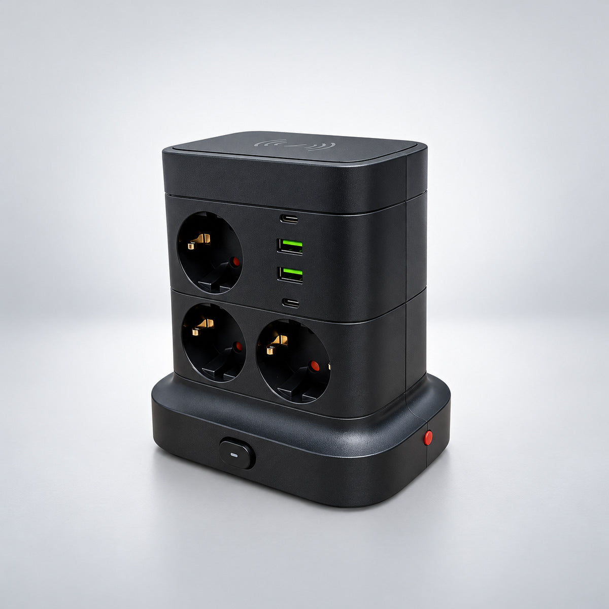 Prelungitor electric negru tip turn, prize și porturi USB-C și USB-A, pe fundal gri